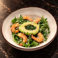 Креветки с рукколой и авокадо заказать доставку ROJO ресторан Алматы